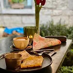 La Petite Maison *