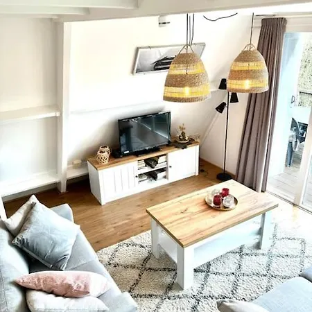 Дом отдыха La Petite Maison *